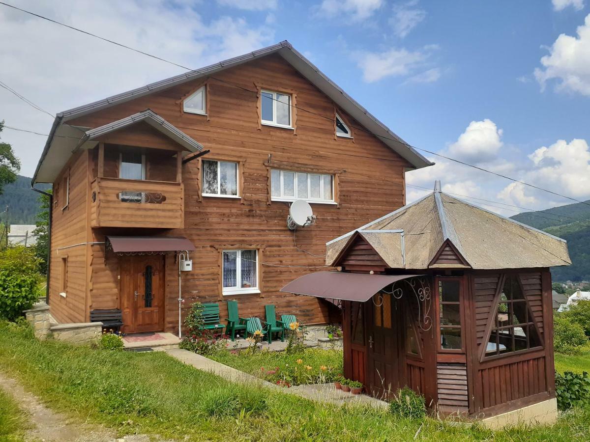 Hotel Kатруся Jaremče Exteriér fotografie